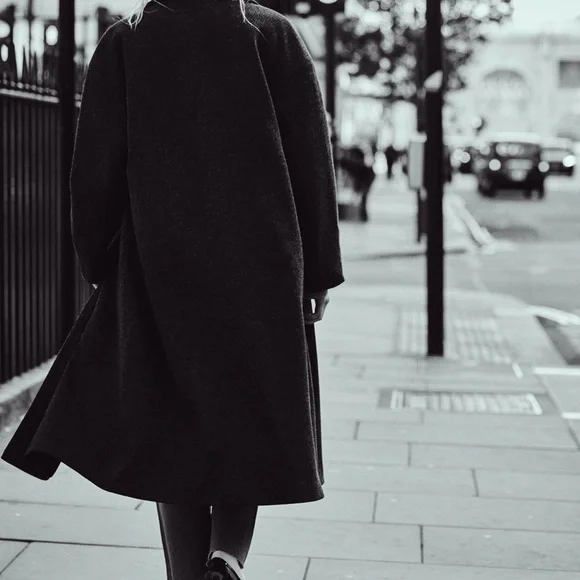 Soft oversized coat - Picture 7 of 11